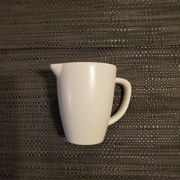 West Elm Stoneware Cream and Sugar Set - NWOT - Picture 6 of 8